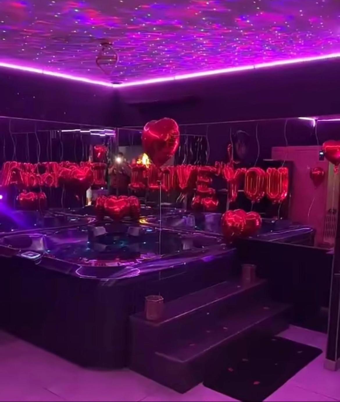 La Gold Room Jacuzzi & Sauna Prive Perpignan Eksteriør billede